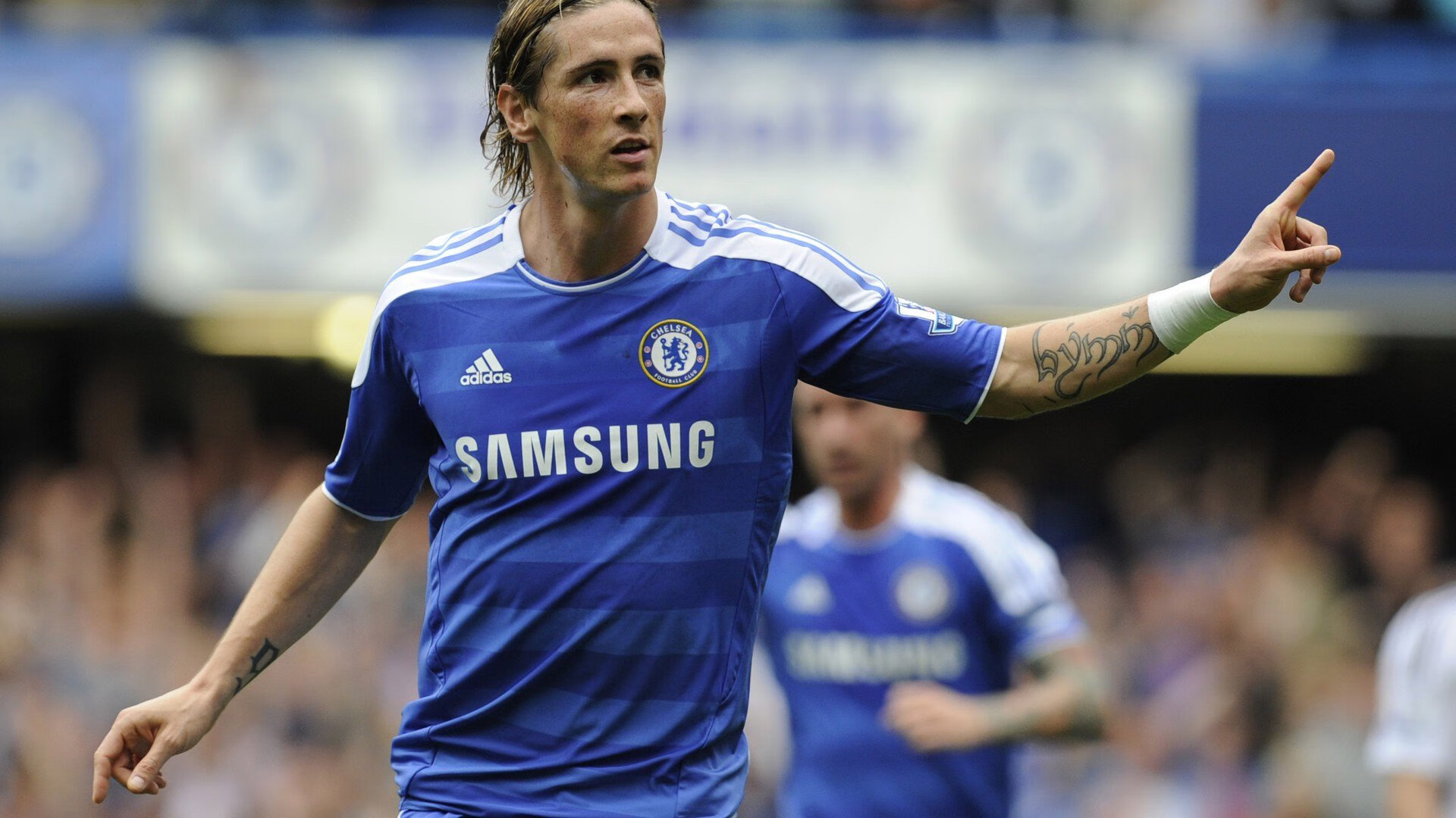 各国球迷齐聚欧冠赛场,激情四溢,各国欧冠名额分配