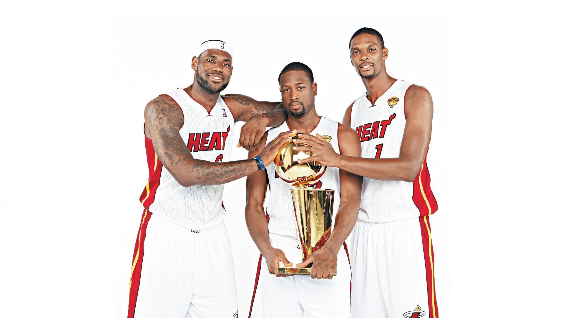 强强对话即将展开,预示一场激烈赛事,强强对话是什么意思